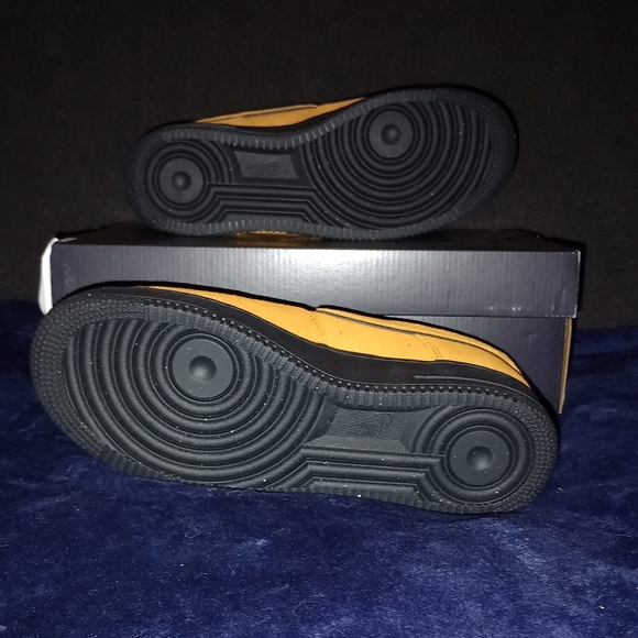 NWB Nike Air Force 1 07 Desert Ochre LV8 Men's size 8 or Women 9.5 - Picture 12 of 12